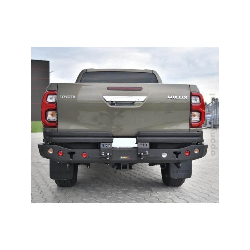 Hátsó lökháritó Toyota Hilux REVO 2020+ lámpa nyilásokkal