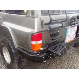 Kannatartó hátsó lökháritóra Nissan Patrol Y60 1989-1997