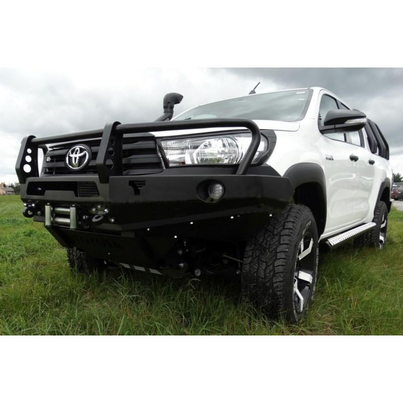 2010 toyota hilux bullbar